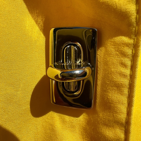 Lauren Ralph Lauren Women’s Yellow Raincoat Trench Jacket Plaid Lining Size S/P - Picture 5 of 10